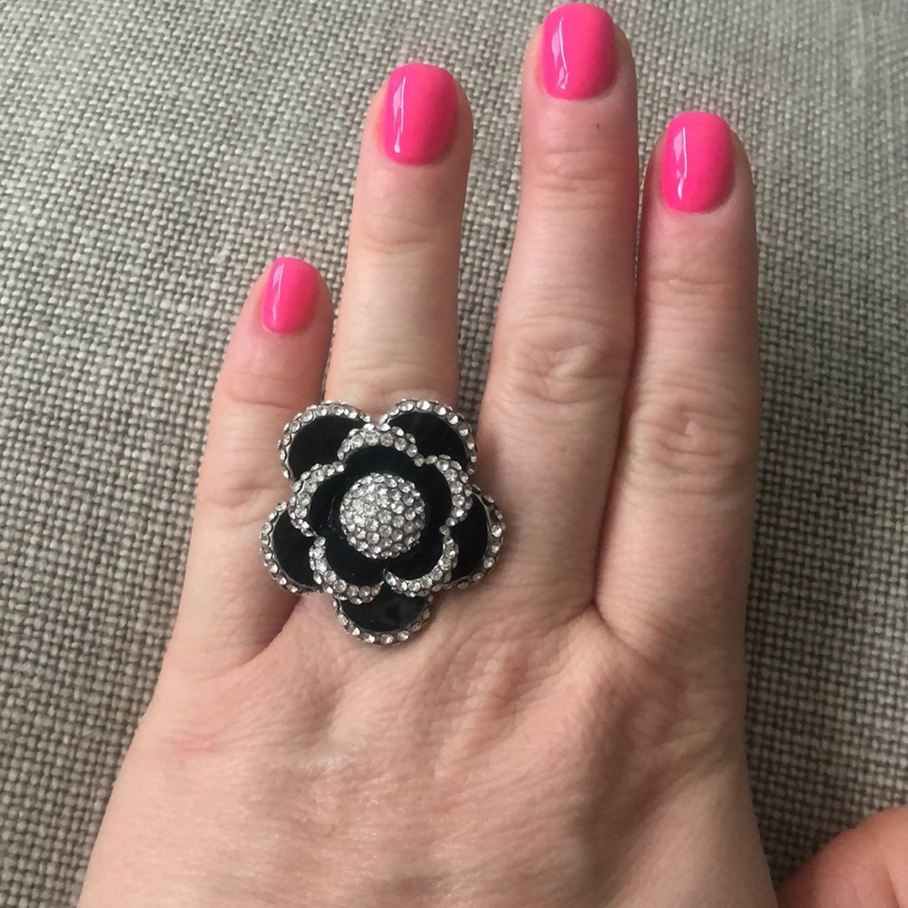 Cookie Lee flower ring - Picture 4 of 5